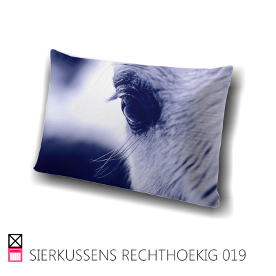 Happy Stable sierkussen satijn 60 x 50 cm 50 x 30 cm custom product horse paard pony